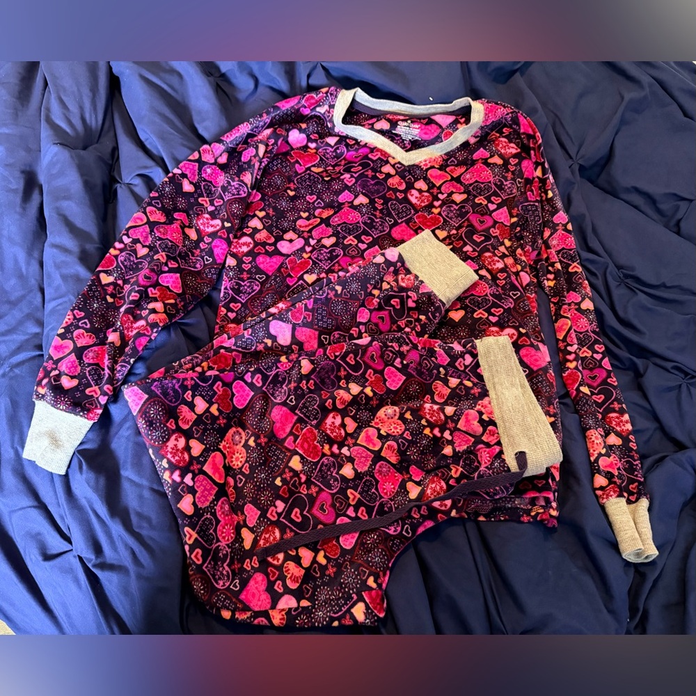 Cuddl Duds Pink and Purple Heart Pajama Set, Ladies XS